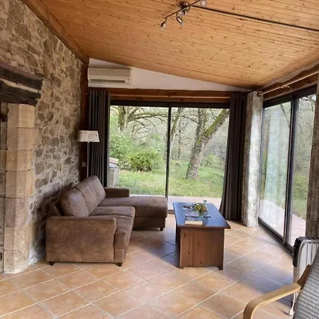 O Gites Du Visaret Holiday home Connac